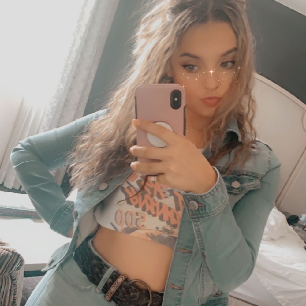 Meet your Posher, Kaylee